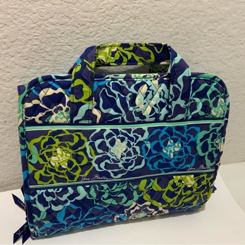 Vera Bradley Travel Toiletries Kit Organizer Blue Floral Roll-Up GUC